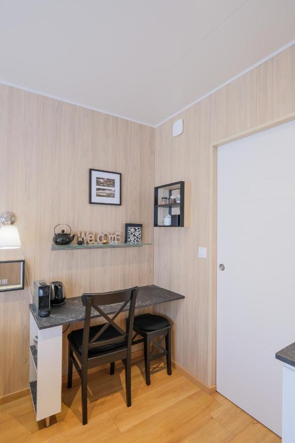 Holiday home Les D'alienor-suite Mimosa